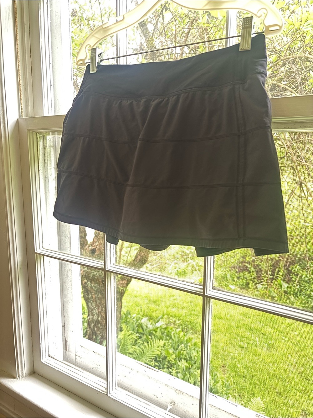 lululemon athletica Black Skater Tennis Skirt with Zip Pocket - Picture 9 of 16